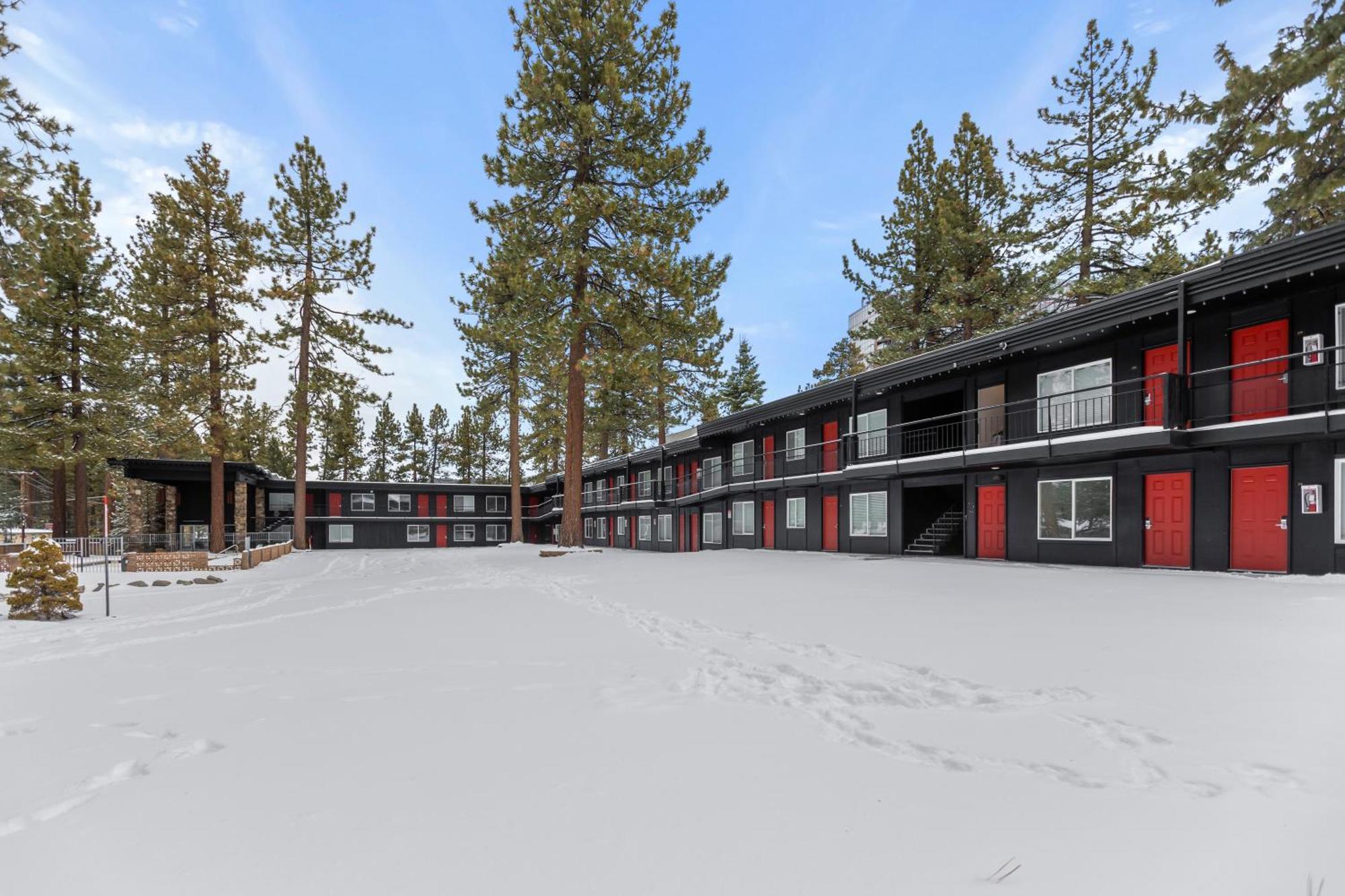 Ambassador Lake Tahoe South Lake Tahoe Exterior photo