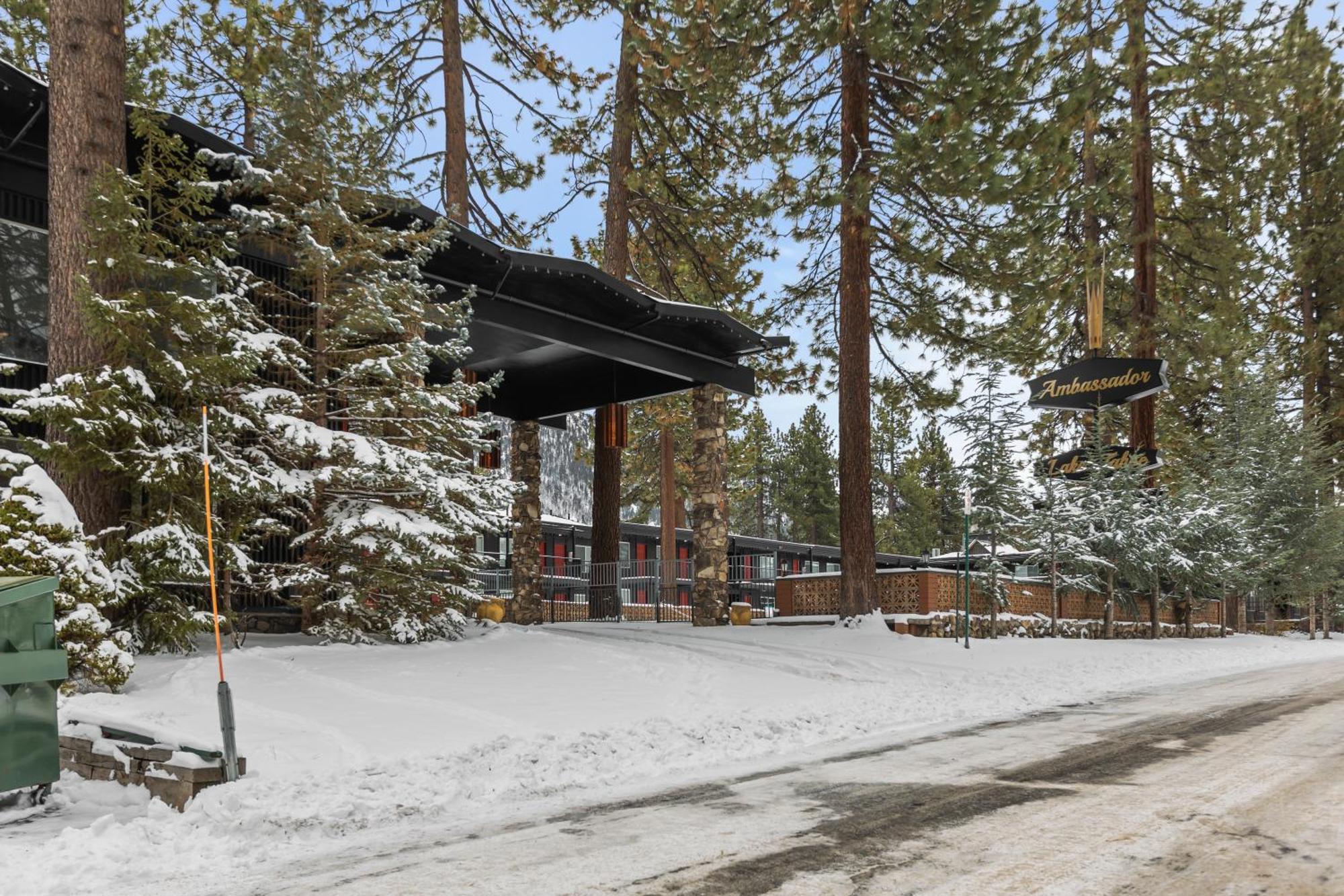 Ambassador Lake Tahoe South Lake Tahoe Exterior photo