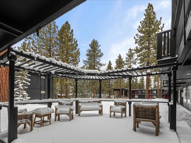Ambassador Lake Tahoe South Lake Tahoe Exterior photo